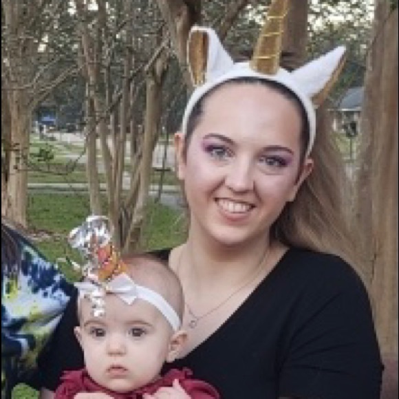 Meet your Posher, Taylor - Picture 1 of 1